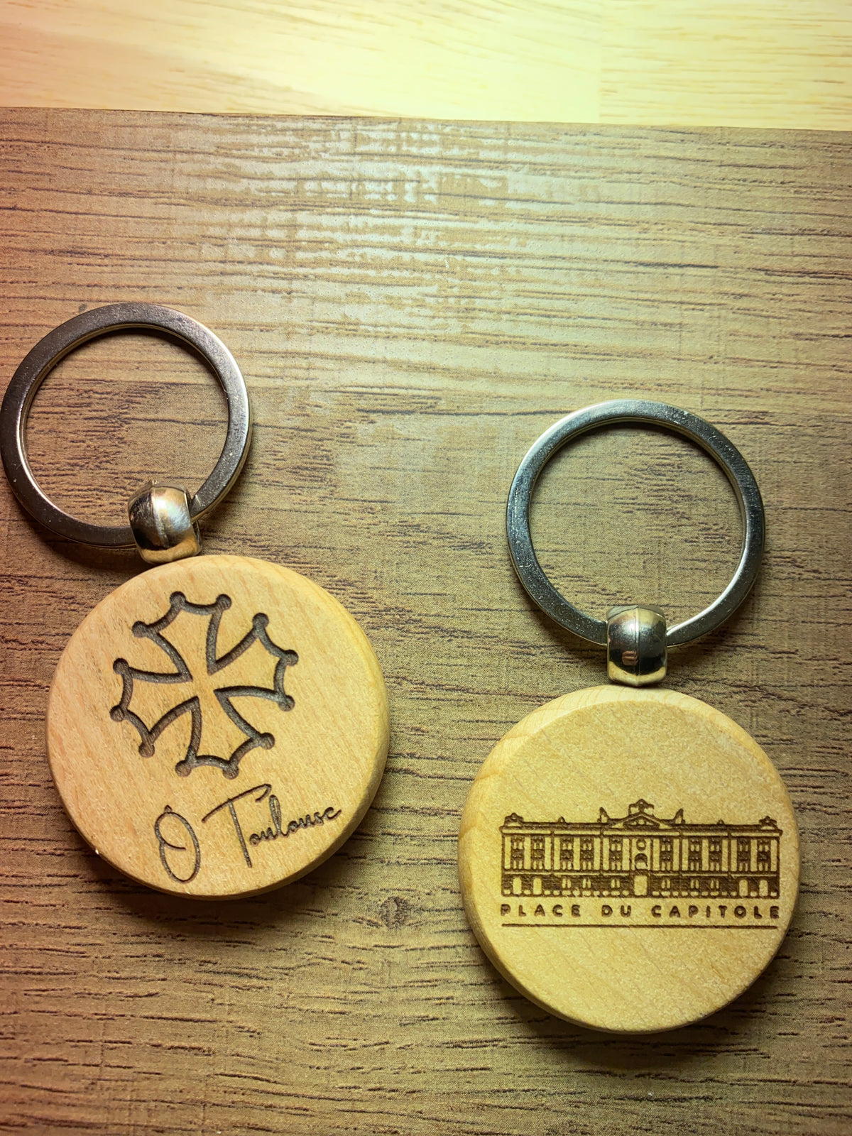 Porte clefs rond en bois - Place du Capitole